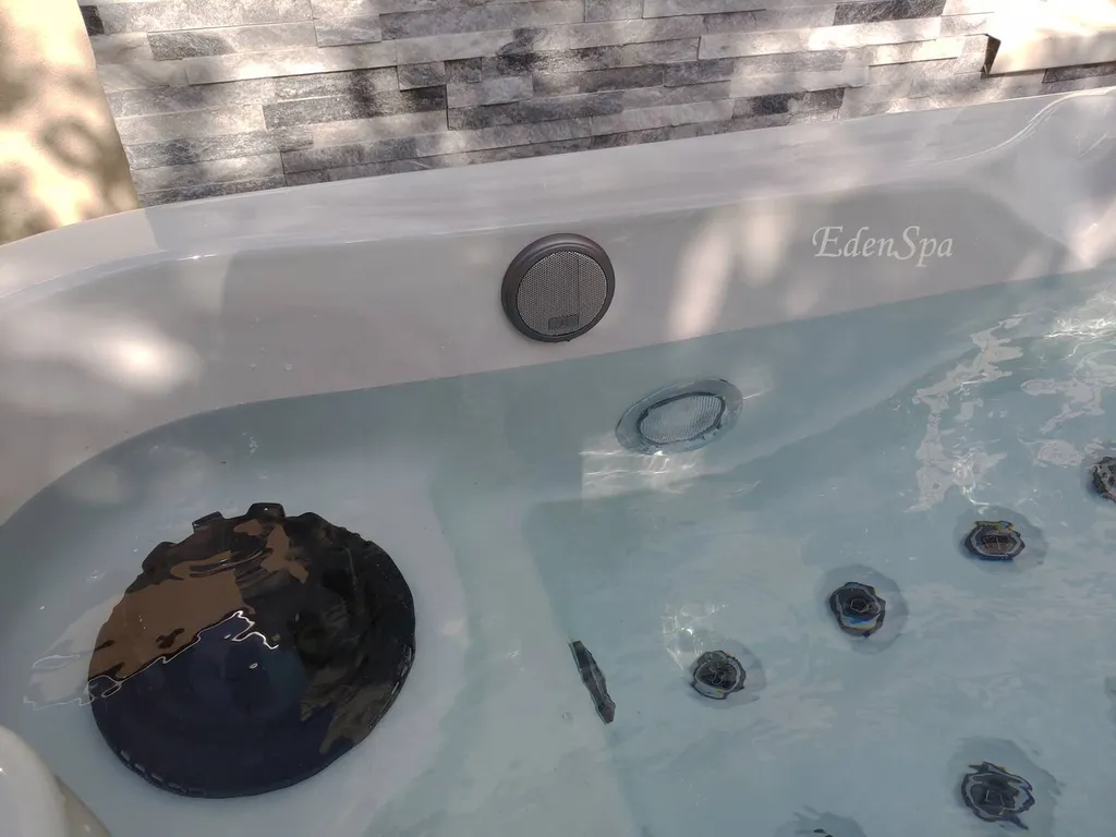 bain a remous canadien aix-en-Provence