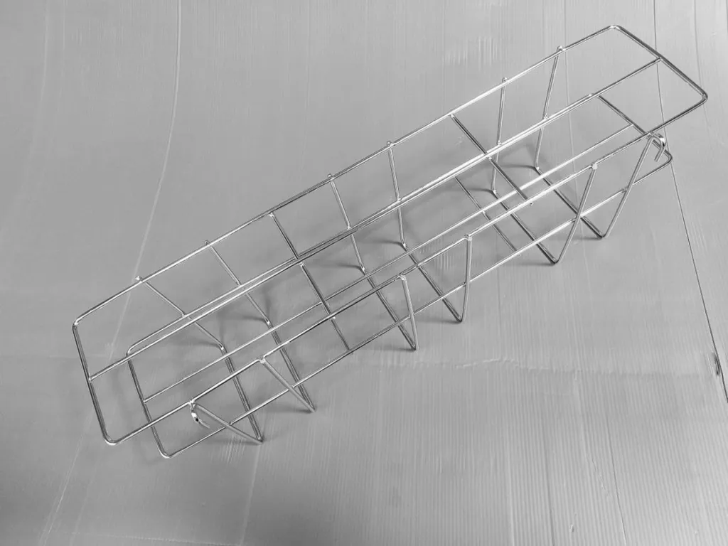 Bac de rangement en fil inox électropoli  en Région Rhône Alpes