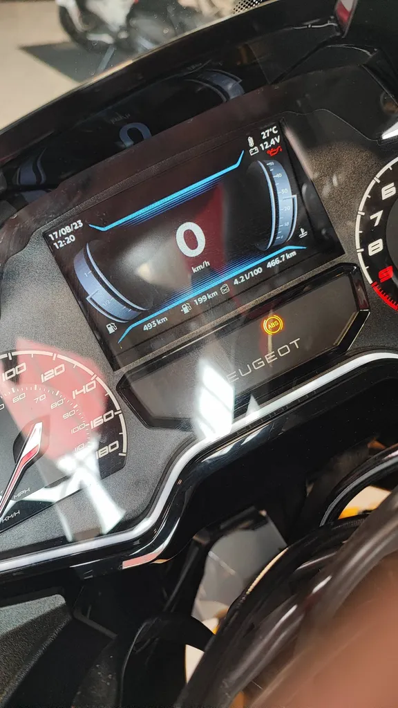 PEUGEOT XP400 GT du 04/2023 avec 500 km.