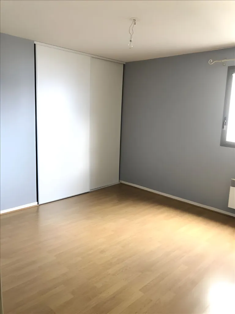 APPARTEMENT F3 - Rue allée Daniel Lavallée - 923€ charges comprises