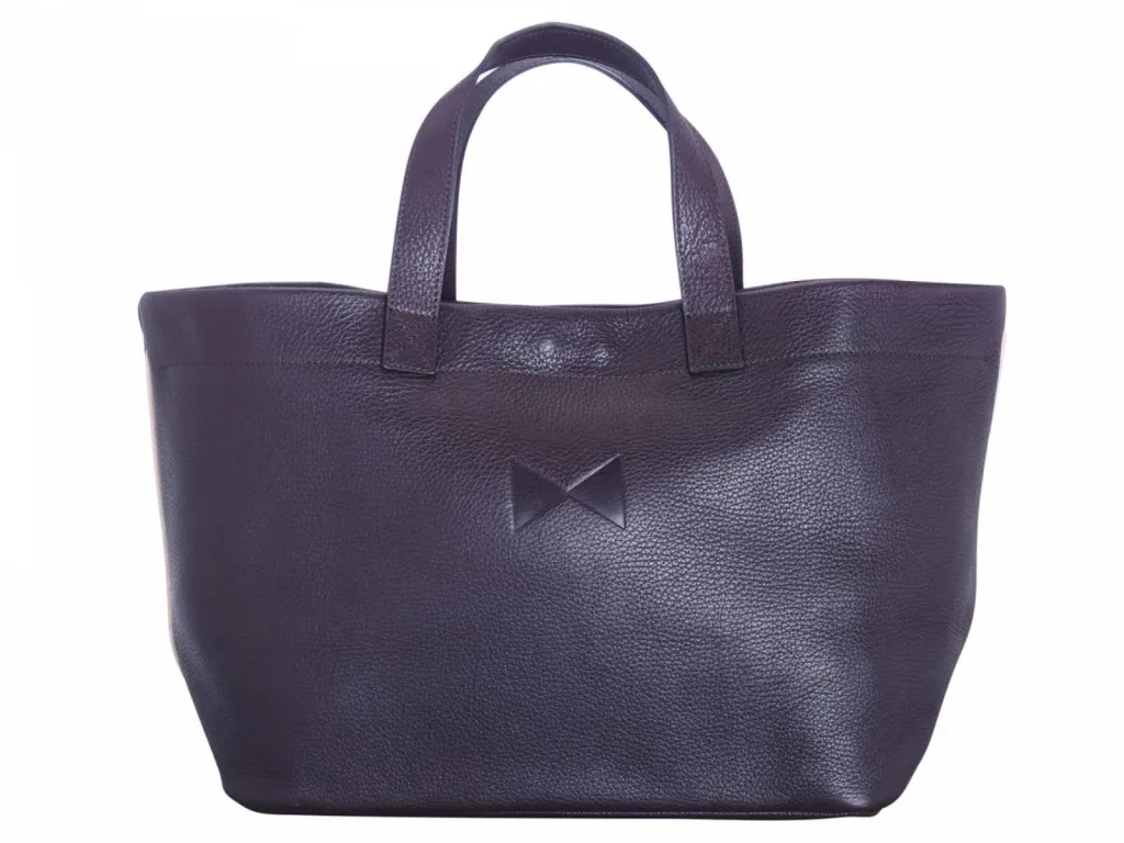 prises de vue maroquinerie packshot sac à main marron 