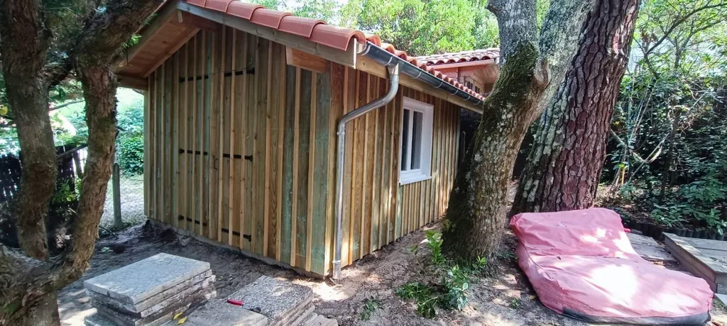 Création d’un abri de jardin sur une propriété située à Arcachon