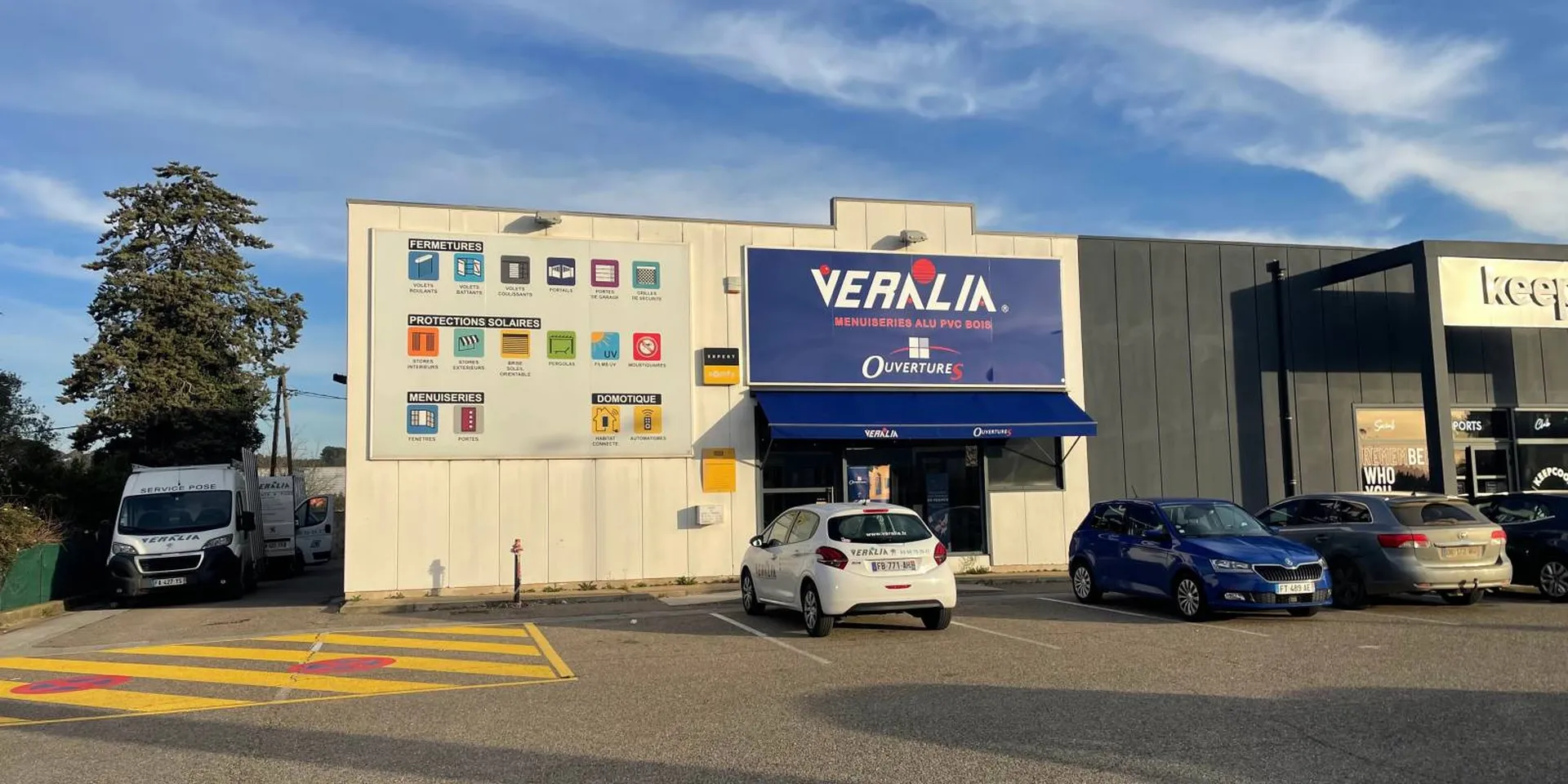 Installateur expert en menuiserie sur mesure, près de Nîmes (Gard)