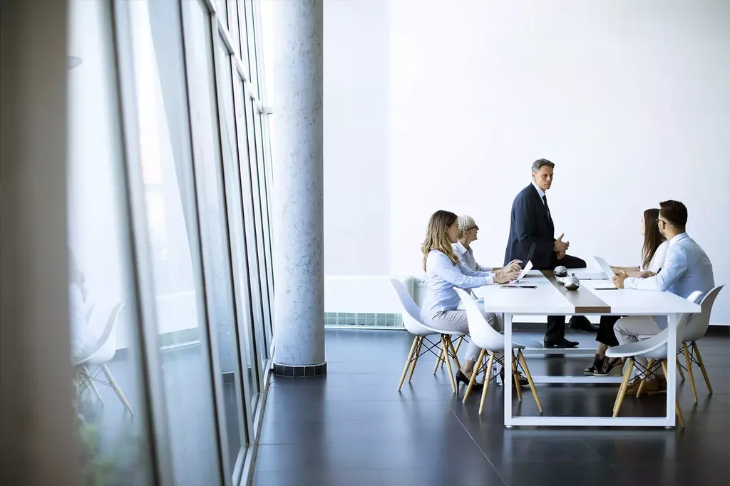 Animer des réunions efficaces et optimiser la prise de décision grâce à notre formation management à Marseille