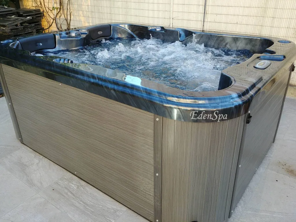 spa 2 places allongées marseille