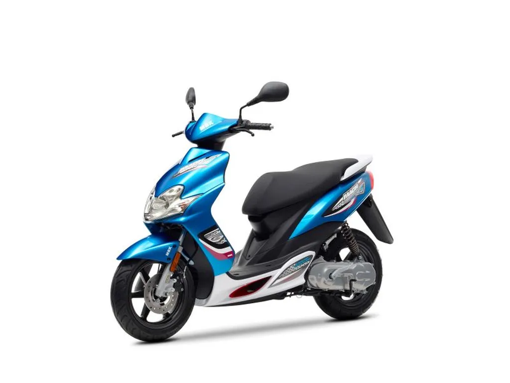 Scooter neuf MBK Mach G refroidissement liquide 50cc.