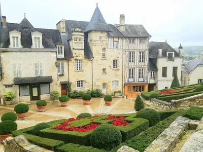 Mussidan en Dordogne, un cadre authentique pour illustrer l’estimation détaillée de votre camping‑car grâce à l’expertise Horde d’Or.