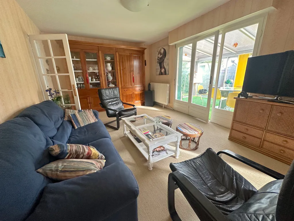 Maison familiale au calme - BRUGES