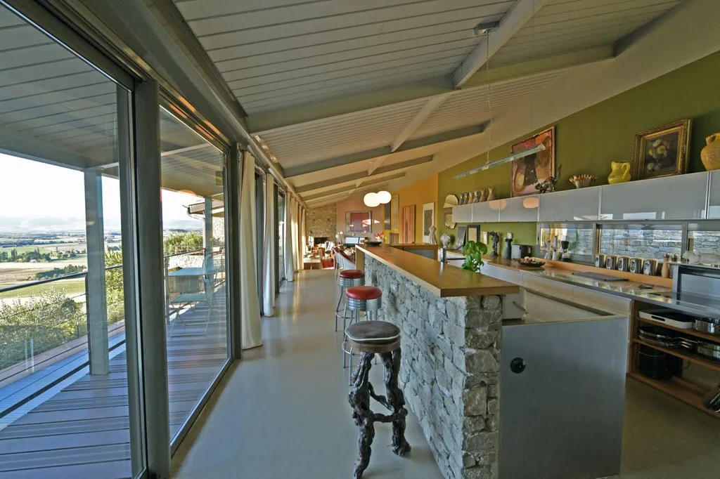 Drôme provençale : maison contemporaine rénovée avec vues   