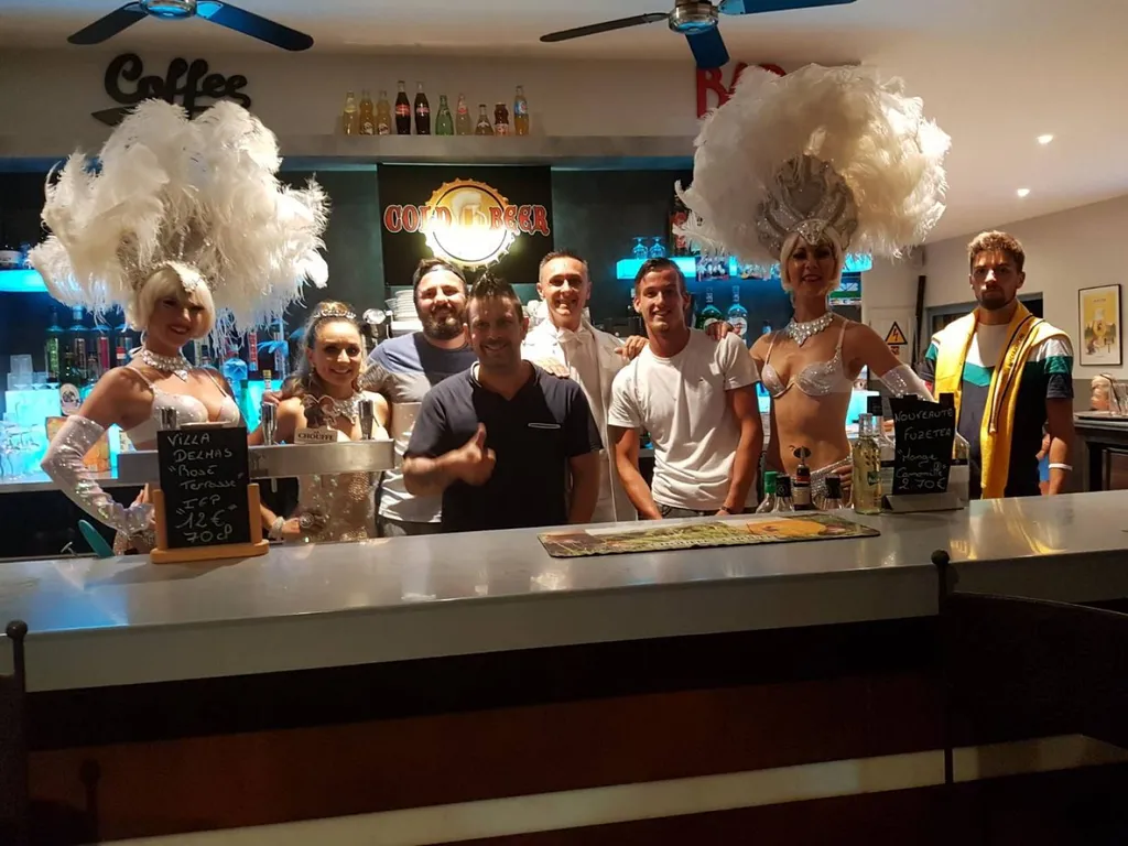 soirée au camping le mas de la plage 4 étoiles bord de mer