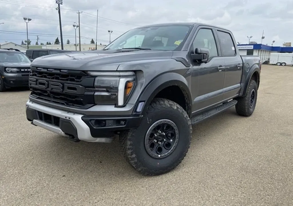Ford F-150 Raptor importé du Canada livré à Bordeaux – pick-up américain non salvage