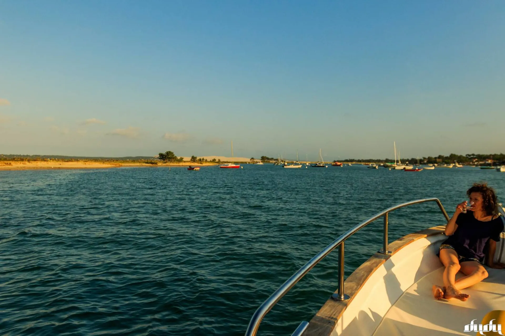 Bateau Yacht avec skipper pour un EVJF sur le bassin d'Arcachon 