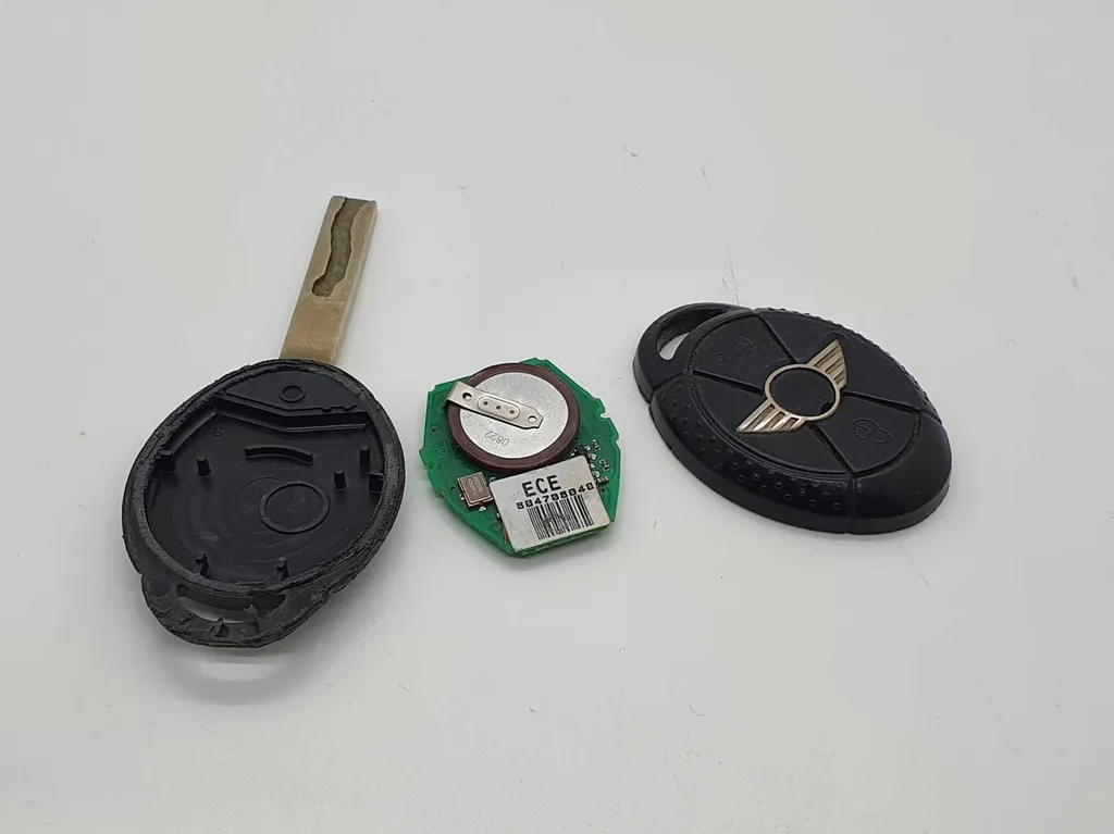 Clé mini avec pile à souder