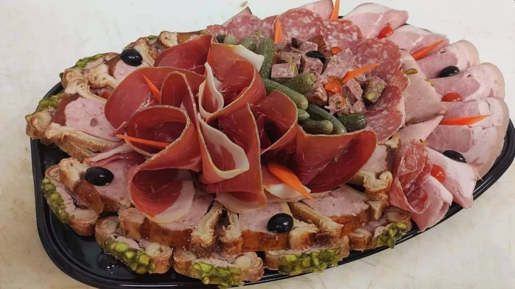 PLATEAU DE CHARCUTERIE