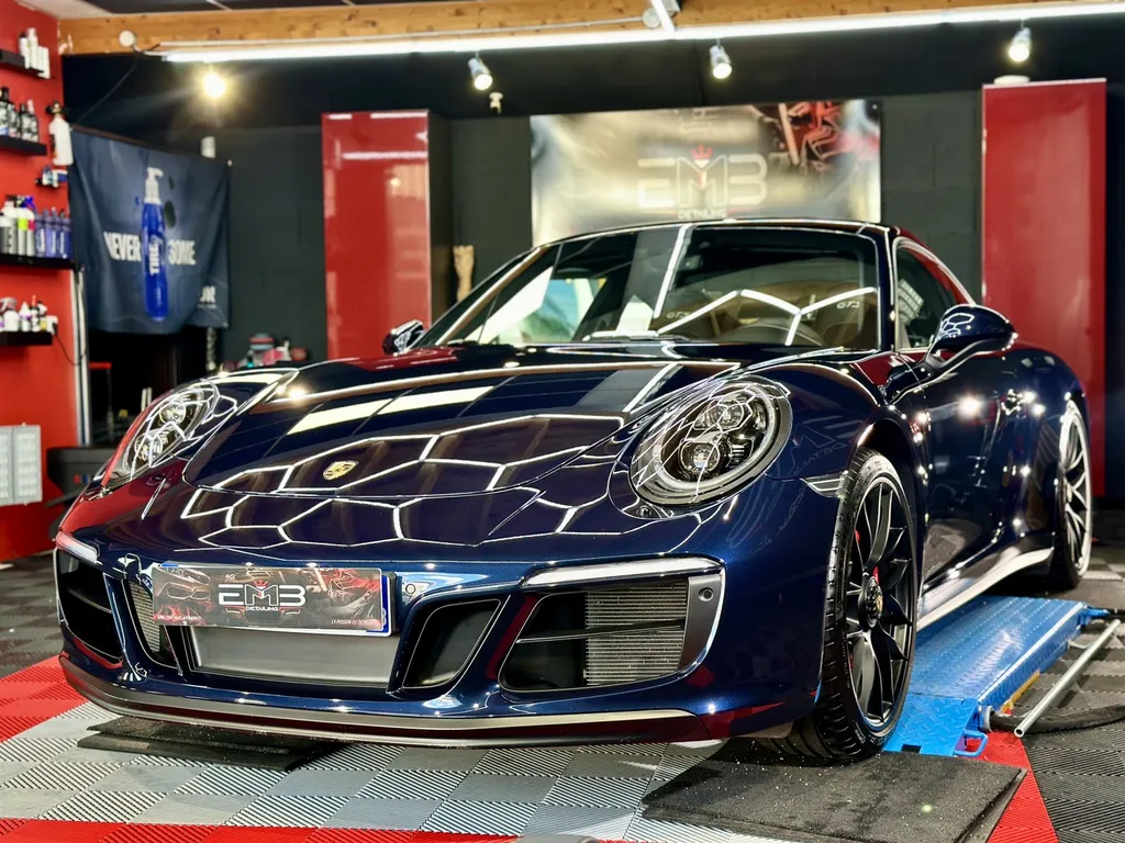 Traitement céramique lyon protection carrosserie dans l’ouest lyonnais spécialiste Porsche 