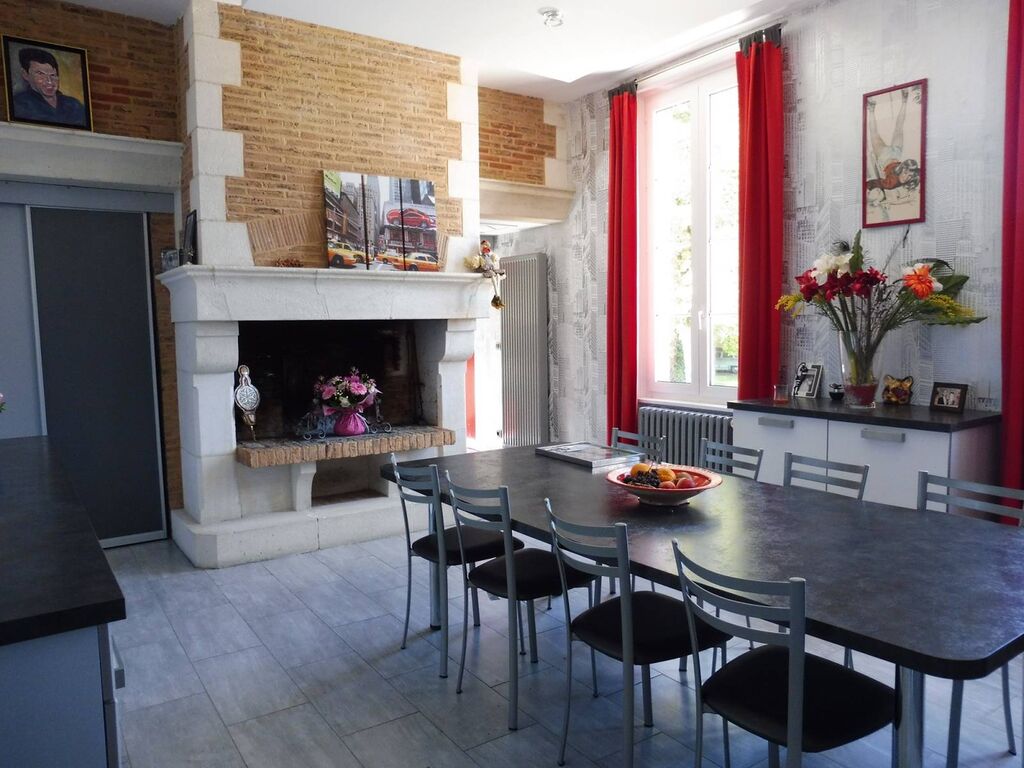 Maison de caractère d'environ 393m² à vendre - Rare sur le marché !