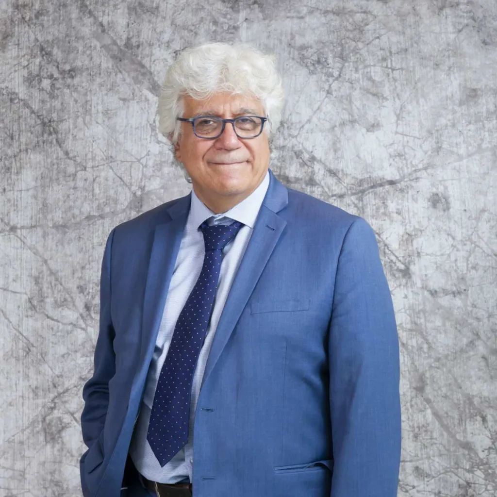 photographe corporate Lyon pour portrait en entreprise avec apport d'éclairage