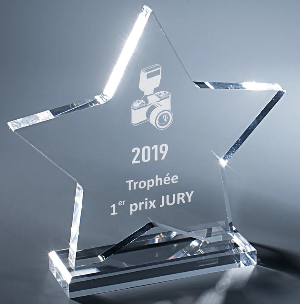 TROPHEE EN PLEXI ETOILE REF.G067