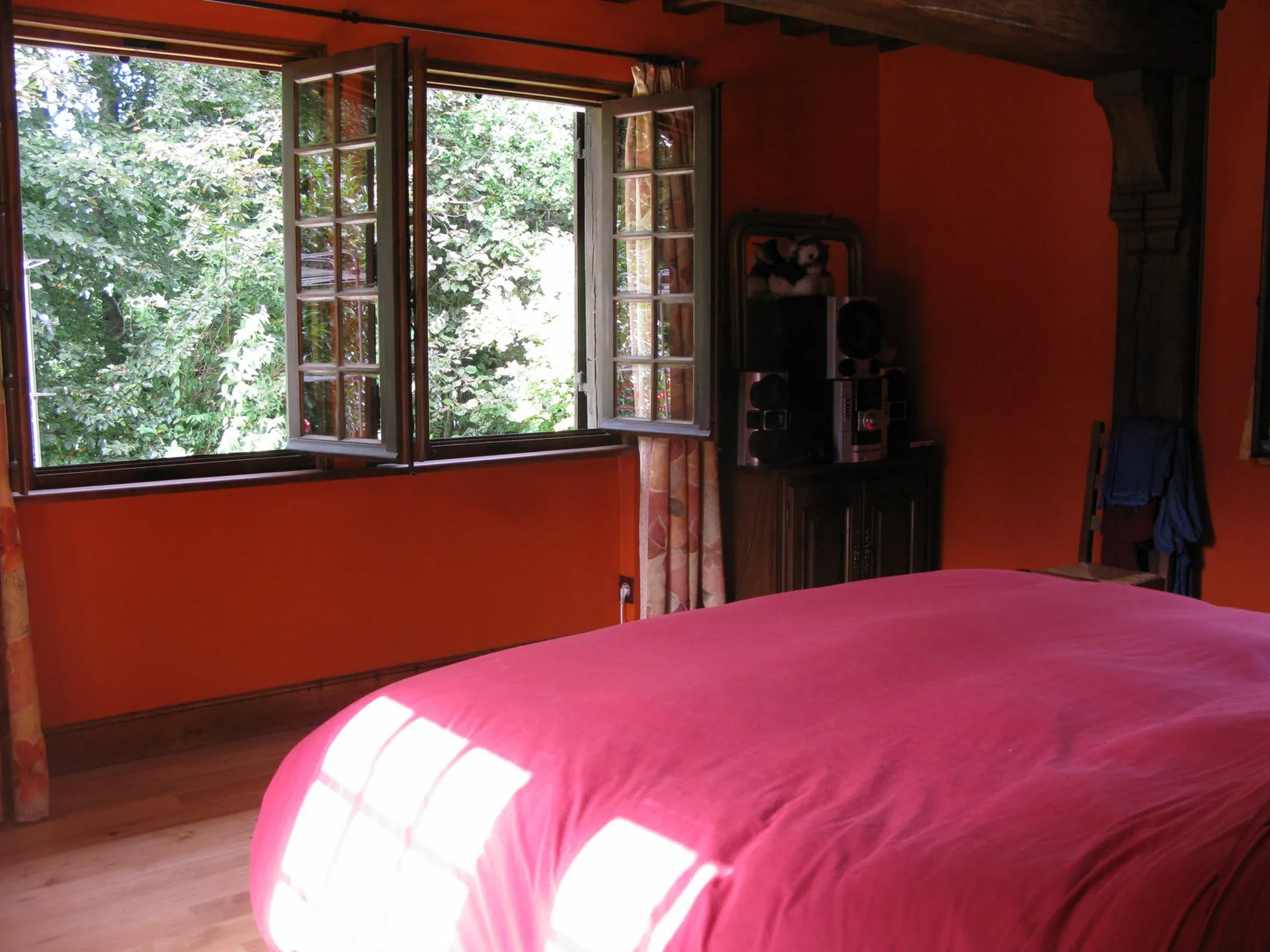 CHAUMIERE PROCHE PONT-L'EVEQUE et LISIEUX