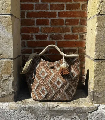 Sac les Tropéziennes disponible chez Evasion Eu