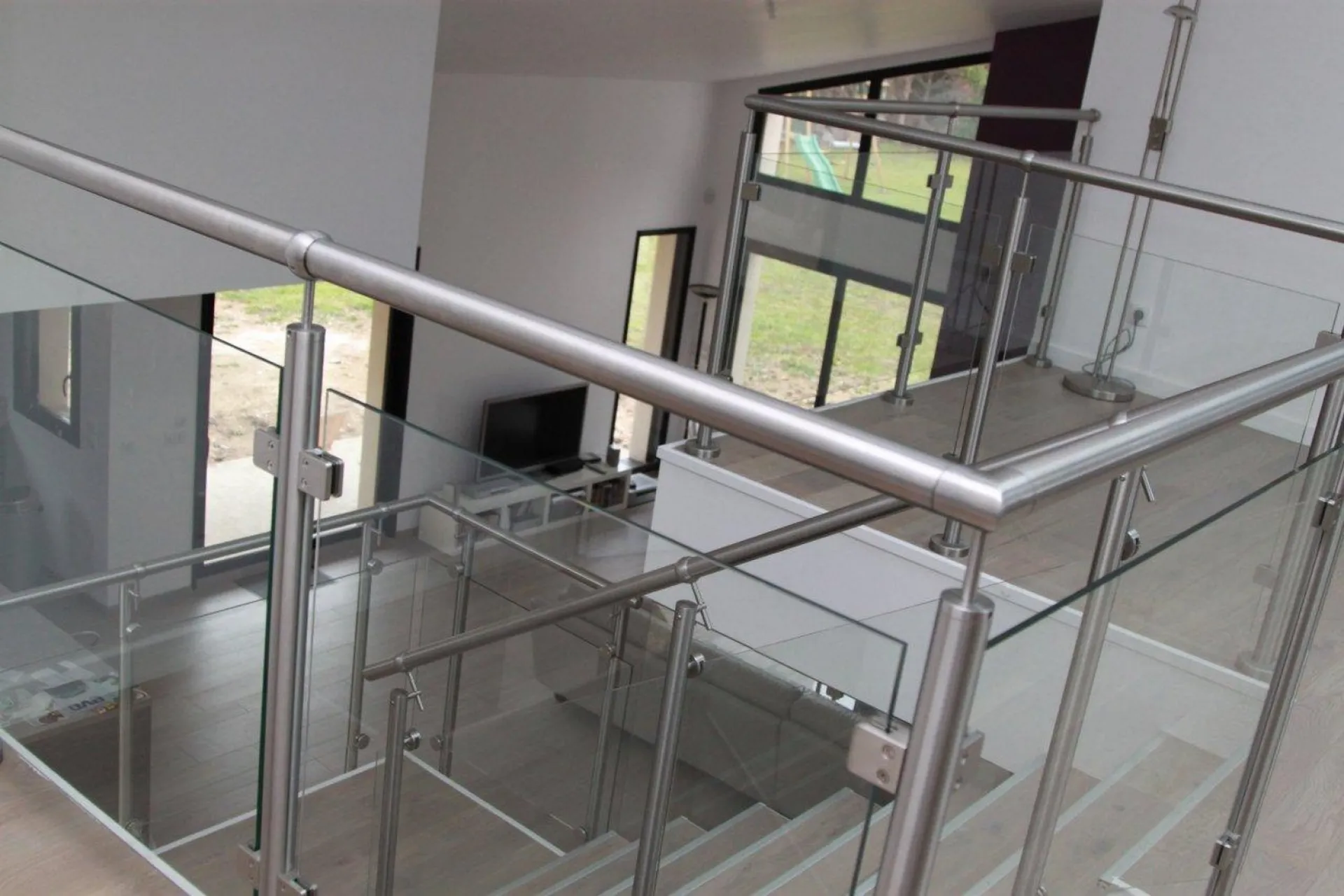 garde corps en inox et verre
