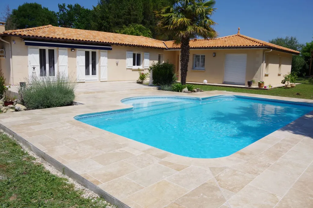 Ou acheter du travertin 1er choix sur Ambares et Lagrave