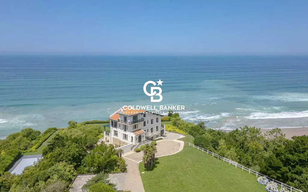 Propriété d’exception à vendre en première ligne à Bidart – vue mer imprenable sur 5 hectares