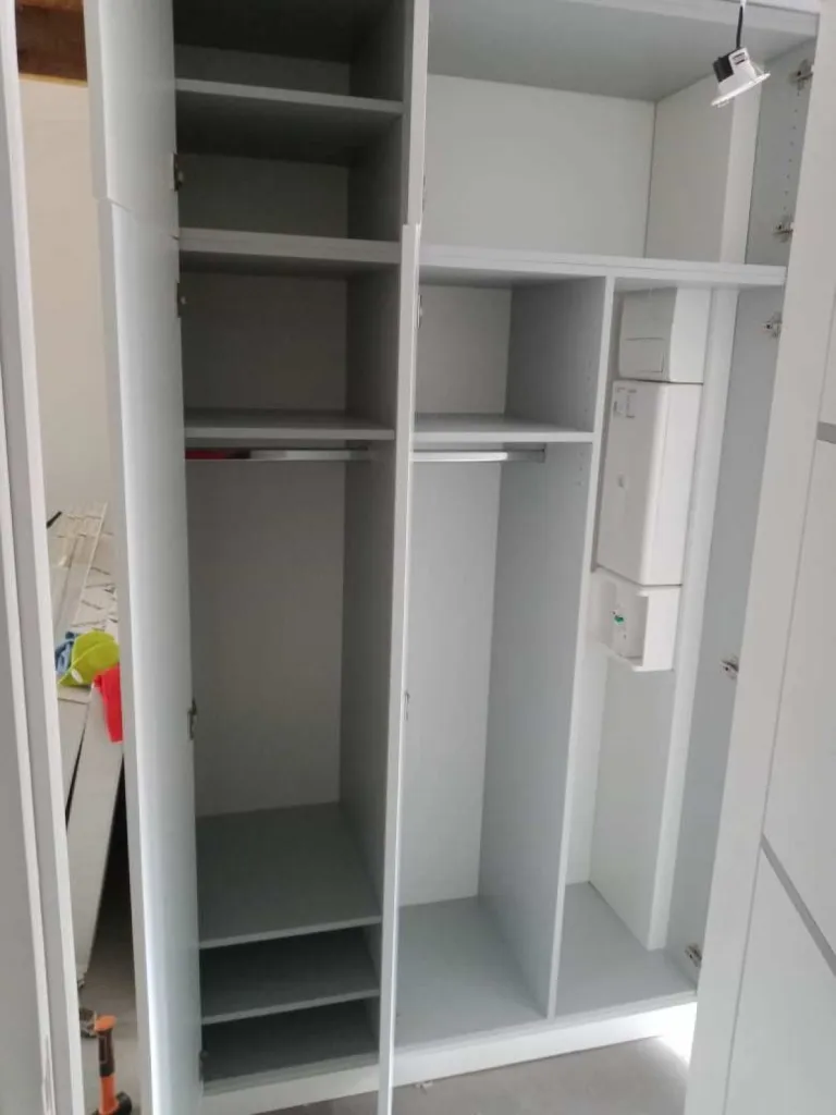 Fabrication et pose d’un dressing sur la commune de Sanguinet