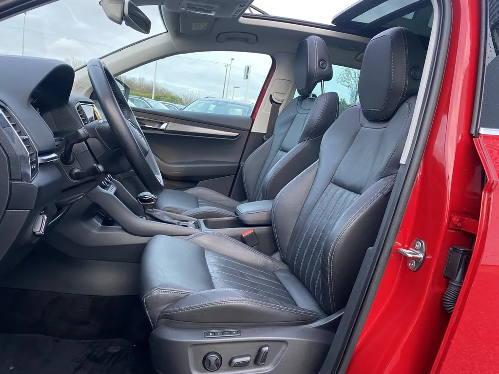 Skoda Karoq d'occasion à prix bas chez votre concessionnaire à La Frénaye, proche du Havre.