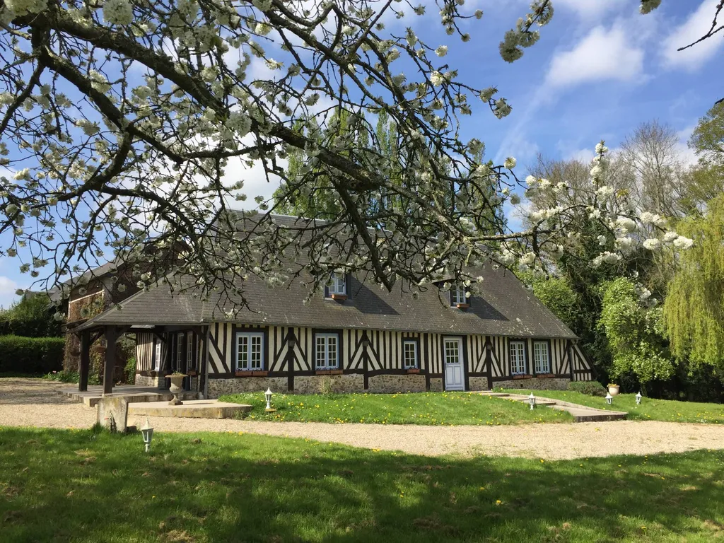 MAISON NORMANDE, Région Cormeilles, Calvados 14.
