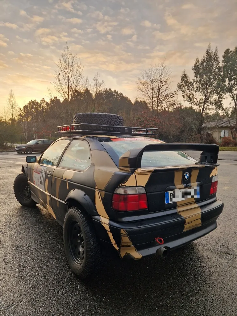 Préparation d'une BMW E36 Rallye Raid Off Road