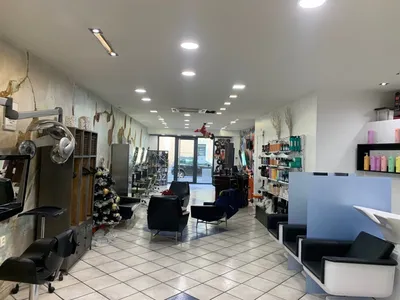 Installation et modernisation de l’éclairage pour un salon de coiffure sur Marseille