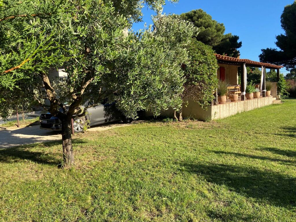 A vendre maison 4 Cassis au calme dans résidence avec piscine et tennis