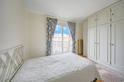 Magnifique appartement en dernier étage avec terrasse et ascenseur au Vésinet