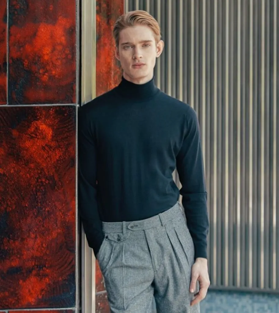 Sacha a sélectionné la nouvelle collection automne-hiver de pantalons Bernard Zins.