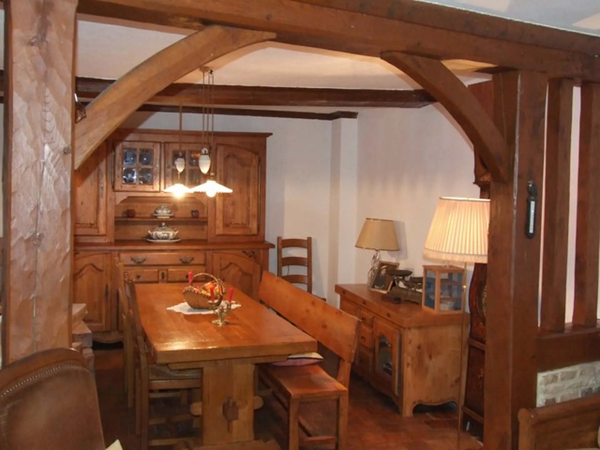 MAISON DE VILLAGE proche PONT L'EVEQUE