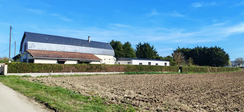 À vendre, maison rénovée 82 m² sur un terrain de 993 m² sur la commune de Saint-Pierre-les-Elbeuf 76320