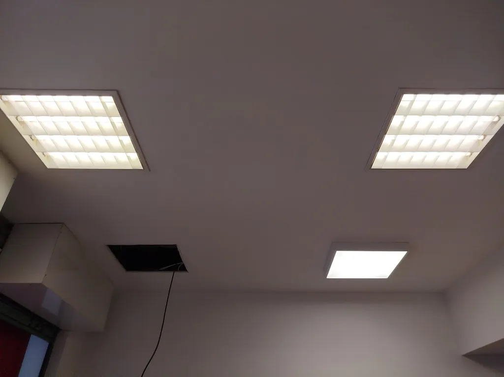 Rénovation éclairage intérieur d'une boutique sur Toulouse par infiny elec