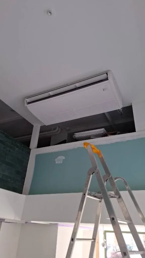 Installation d'une climatisation gainable Hitachi à Peypin à coté de La Destrousse dès 12 990€