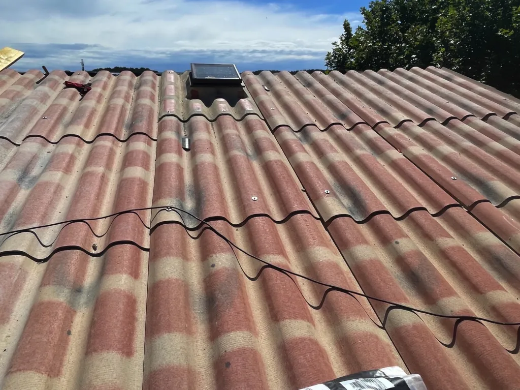 Remplacement de toiture de maison de ville sur Fuveau 13710