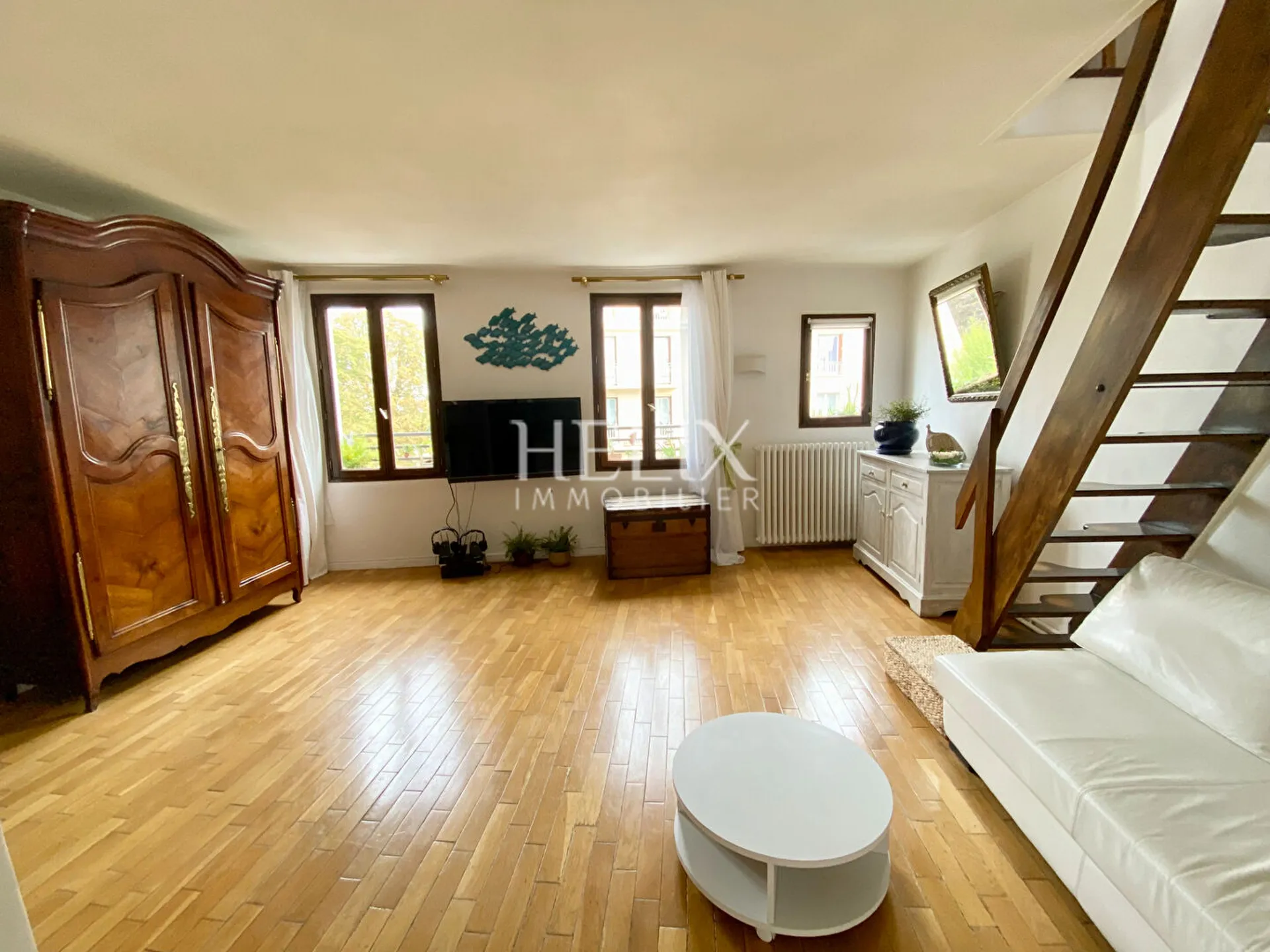 Appartement en duplex avec balcon, une minute du RER A à Saint Germain En Laye 3 pièce(s) 58.96 m2