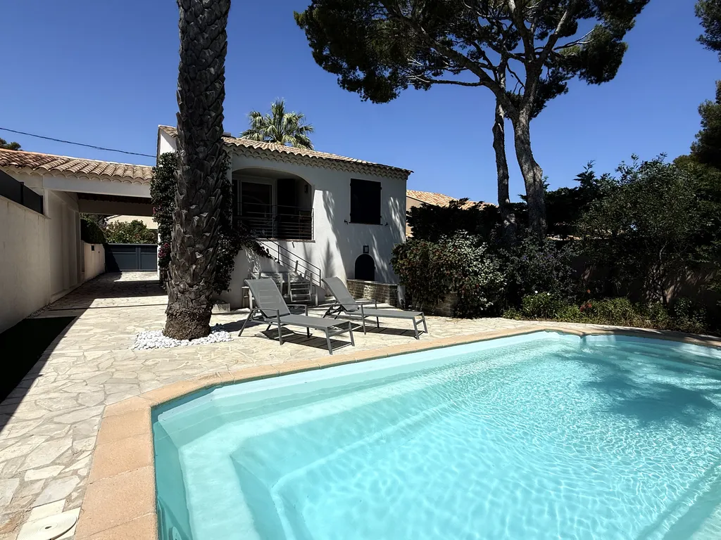Maison provençale • Piscine • Mer à 5 min à pied
