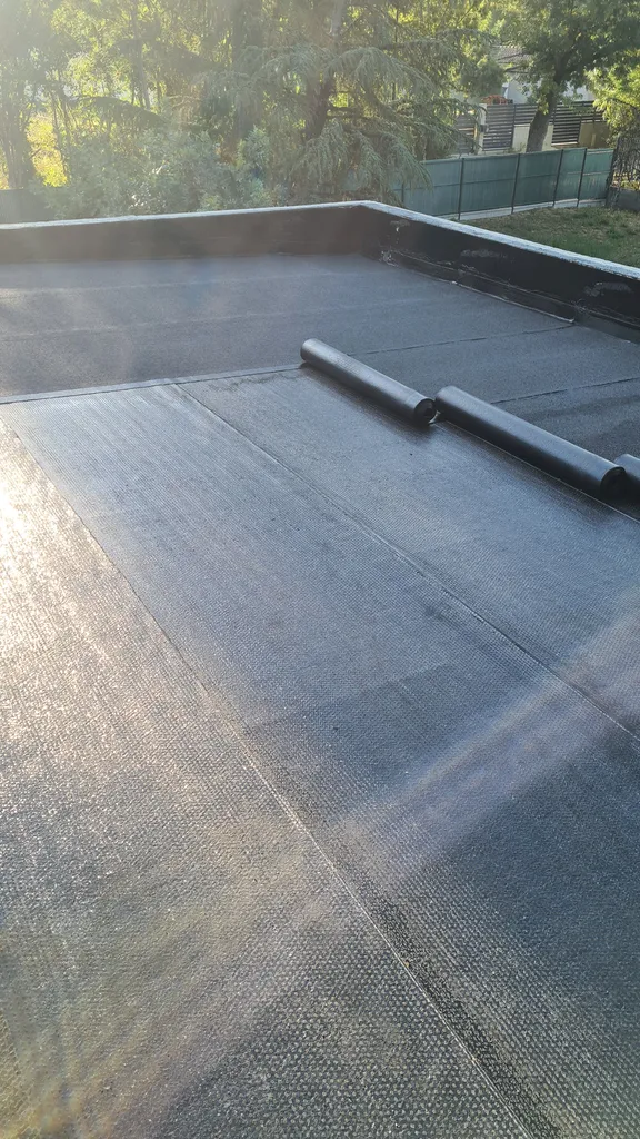 Etanchéité non accessible autoprotégée en cours de finition