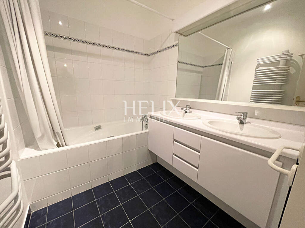 Appartement Le Vésinet-centre 3 pièces 67 m2 avec jardin privatif