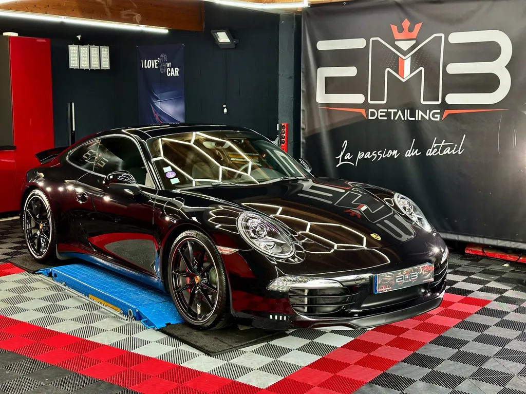 protection contre les rayures impacts film de protection PPF Lyon traitement céramique carosserie Porsche 911