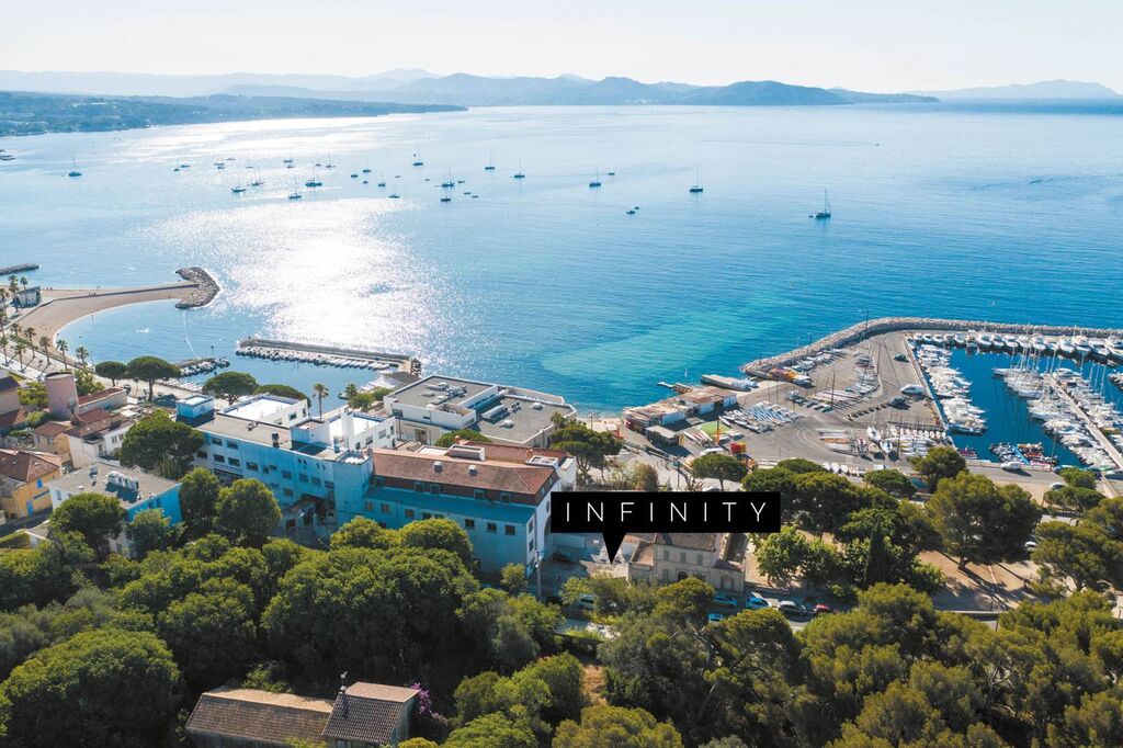 Vente appartement T2 La Ciotat  En rez de chaussée avec loggia - B24