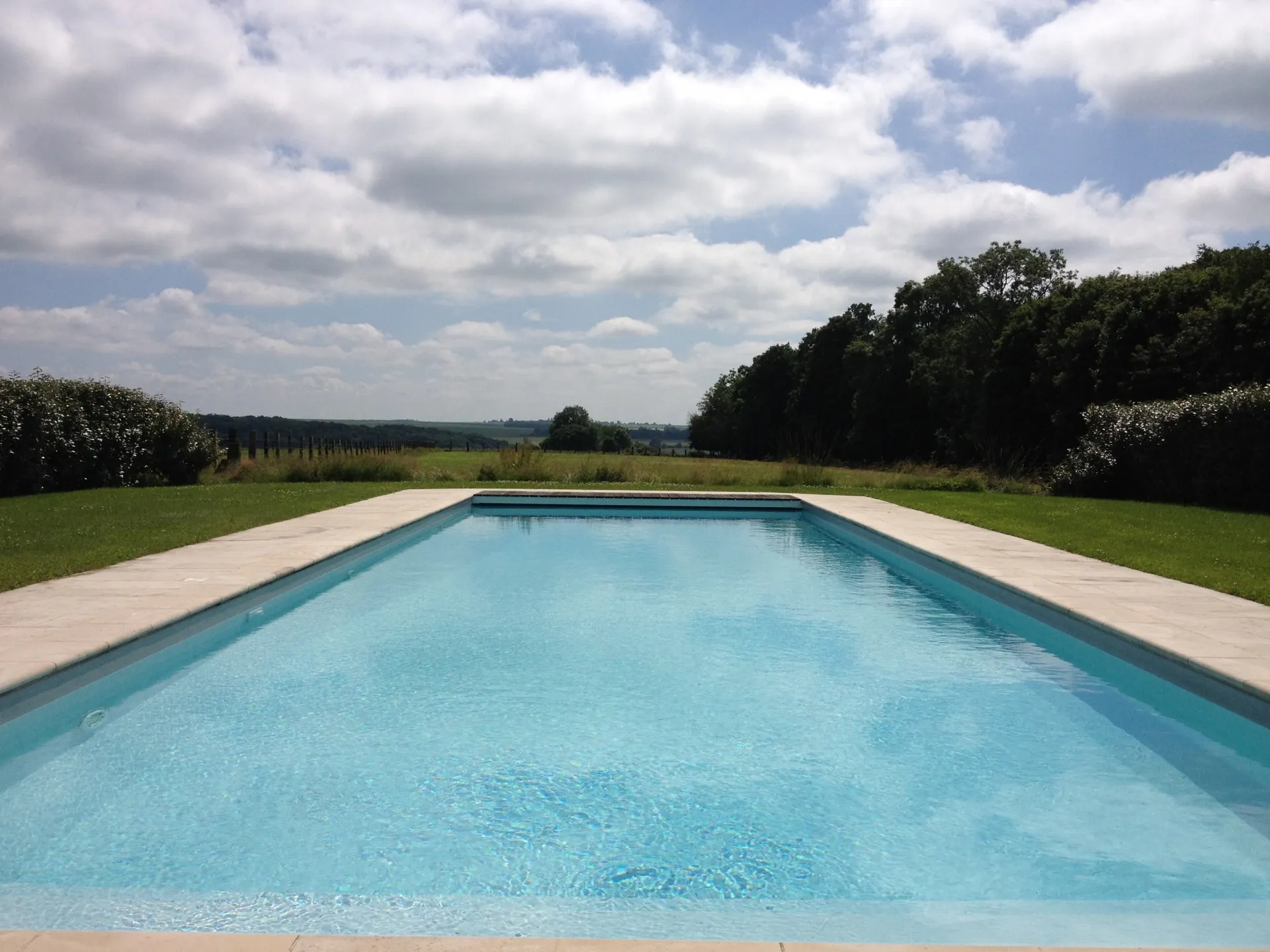 CHÂTEAU DU XVIème SIECLE LYONS-LA-FORET, Eure 27480