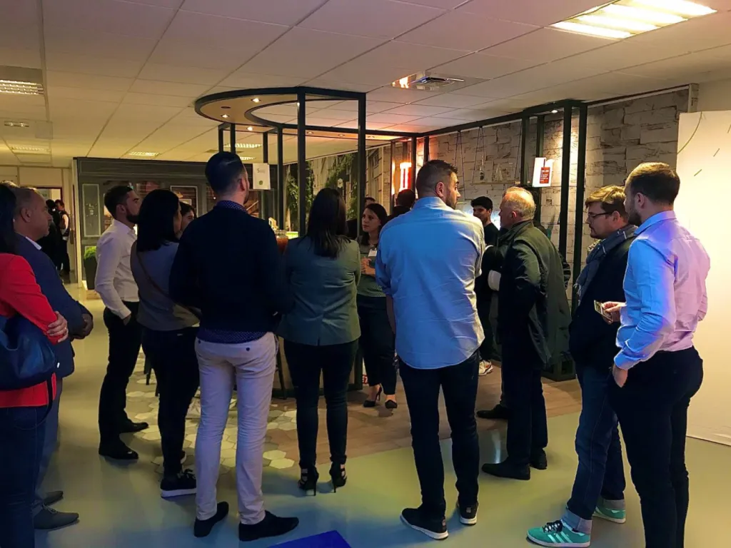 Notre zone d'activité pour ce serviceConception et impression d'un roll-up publicitaire à Saint-Priest 69800