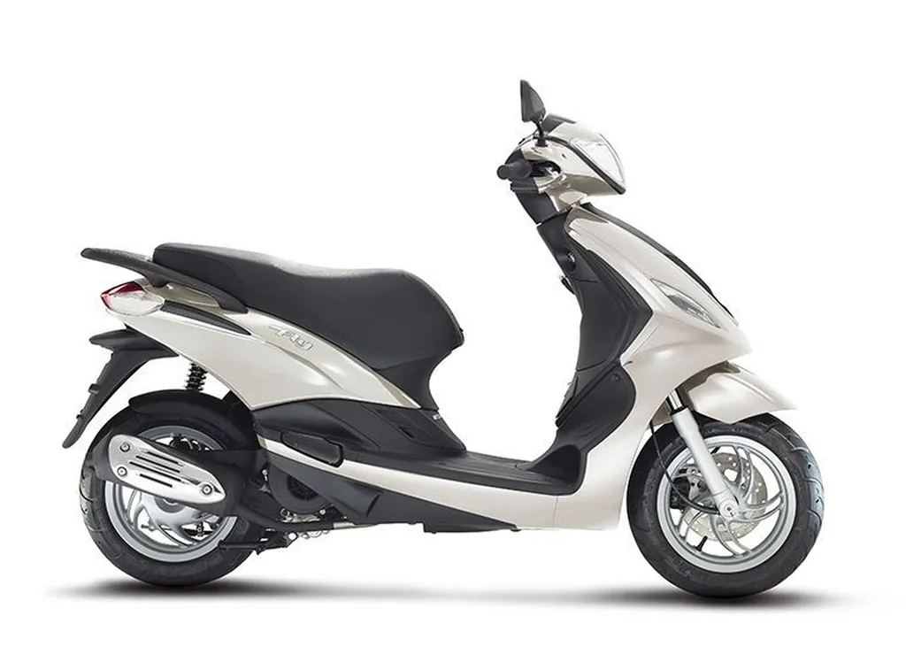 SCOOTER NEUF PIAGGIO FLY 125 125 3V LA SEYNE SUR MER