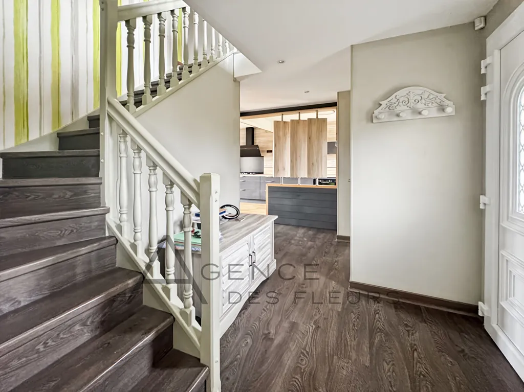 À vendre, maison d'habitation de 123 m² sur un terrain de 1025 m² situé à Saint-Aubin-les-Elbeuf 76410